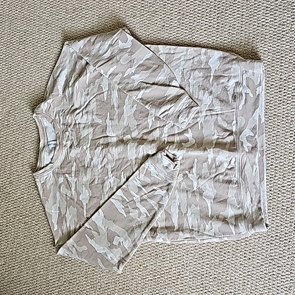 Athleta Beige and Cream Camo Crewneck Sweatshirt